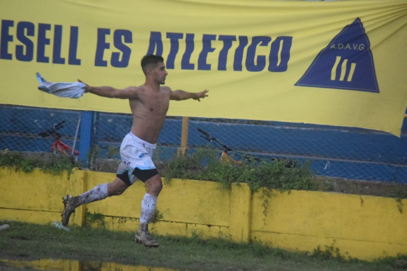 Con gol agnico y en penales, Ferro pas a cuartos del Regional